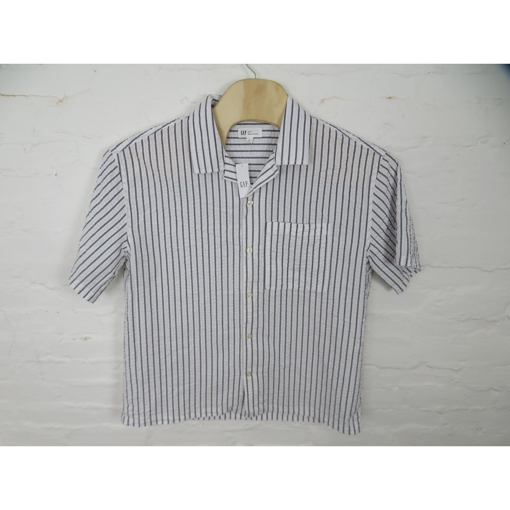 Gap Button Up Shirt Mens Large Seersucker White Blue Striped Short Sleeve Summer